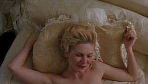 Kirsten Dunst nude and having hook-up - Marie Antoinette (2006)