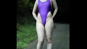 Unclothing high-legged leotard Outdoor